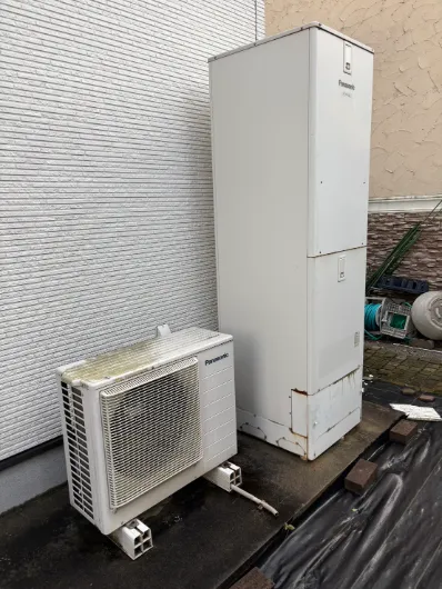 【滋賀県草津市】エラー表示が出るエコキュートをHE-S46LQに交換｜施工前