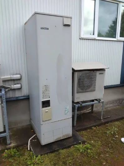 【奈良県生駒市】お湯の温度が安定しないエコキュートを交換｜三菱 SRT-S467-RHを設置