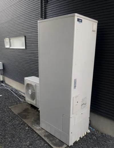 【生駒郡安堵町】昼間の沸き増し回数が増えてきたためエコキュートを交換｜HPE-FB464SCTAからSRT-S376への施工事例（施工後）