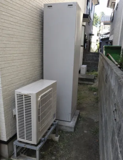 【御所市】おふろの追いだきができなくなったためエコキュートを交換｜SRT-HPT46WX5-BSからSRT-S466への施工事例（施工後）