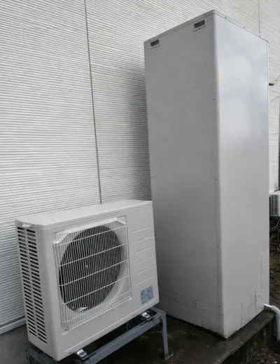 【生駒郡平群町】追いだきの途中で運転音が大きくなるようになったためエコキュートを交換｜SRT-WT46からSRT-S466への施工事例（施工後）