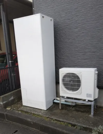 【生駒郡平群町】沸き上げしても朝にはお湯の残量が少なく感じるようになったためエコキュートを交換｜SSRT-HPT46W6からSRT-S466への施工事例 （施工後）