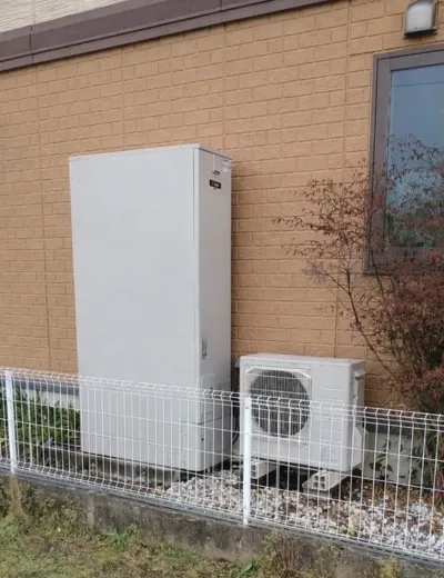 【生駒市】お湯の温度が安定しないためエコキュートを交換｜HE-46W3QからSRT-ST436UZへの施工事例（施工後）