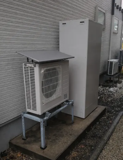 【北葛城郡上牧町】おふろの追いだきをしても設定温度まで上がりにくくなったためエコキュートを交換｜SRT-HPT46WX4からSRT-S376への施工事例（施工後）