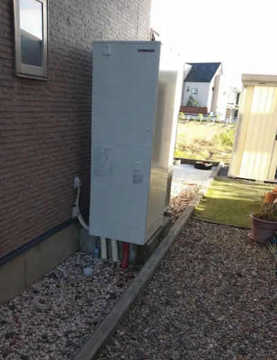 【葛城市】浴室リモコンにエラーが表示されるようになったためエコキュートを交換｜BE-F37DWUからCHP-37AZ1への施工事例（施工後）