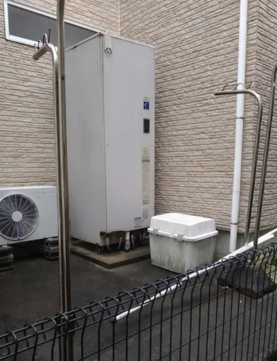 【北葛城郡広陵町】おふろの湯はり予約をしても予定通りの時間に準備できないことが増えたためエコキュートを交換｜DH-46G3QUBからCHP-46AZ1への施工事例（施工前）