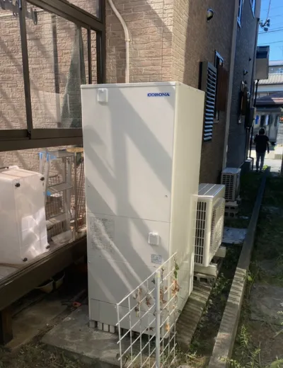 【奈良市】浴室のシャワーだけお湯がぬるく感じるようになったためエコキュートを交換｜SRT-HPT46W1からCTU-46AZ1への施工事例（施工後）