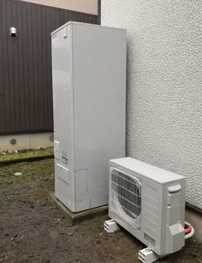 【大津市】ふろ自動の湯はり量がばらつくためエコキュートを交換｜UWH-46110A2UからSRT-S466への施工事例（施工後）