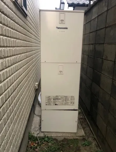 【蒲生郡竜王町】お湯が出なくなったためエコキュートを交換｜HE-370SUFQからSRT-S376Uへの施工事例（施工前）