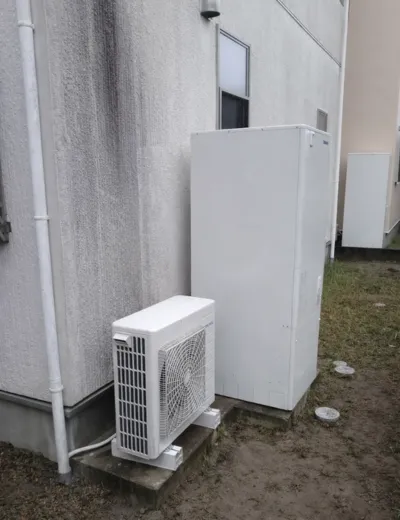 【桜井市】浴室リモコンのボタンを押しても反応しないことがあったためエコキュートを交換｜CTU-461D1A11からCTU-46AZ1への施工事例（施工後）