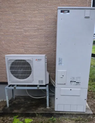 【野洲市】リモコンの操作が反応しにくくなったためエコキュートを交換｜BHP-TA374KからSRT-S376への施工事例（施工後）