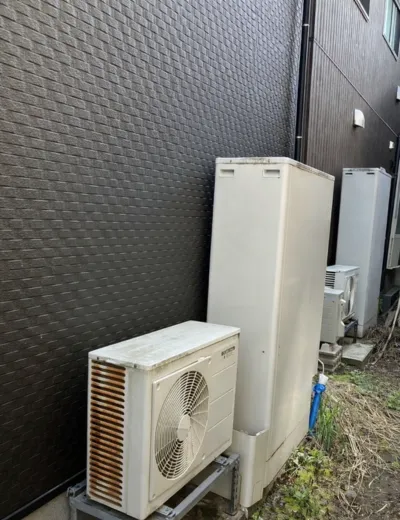 【野洲市】追いだきの動作が不安定になったためエコキュートを交換｜CTU-E372AW1からSRT-ST436UZへの施工事例（施工前）