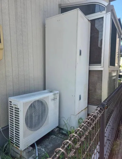 【明石市】給湯温度を変えてもリモコン操作がすぐ反映されにくくなったためエコキュートを交換｜HHP-T461HATからSRT-ST466への施工事例（施工前）