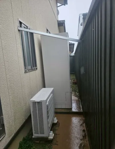 【芦屋市】沸き上げ中に本体の振動音が気になるようになったためエコキュートを交換｜CTU-371D1A9からSRT-ST466への施工事例（施工後）