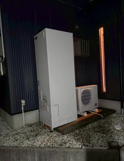 【加古郡播磨町】おふろの予約運転が設定した時間どおりに始まらないことがあったためエコキュートを交換｜CTU-H4619ATからSRT-ST467への施工事例（施工後）