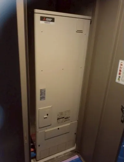 【加古郡播磨町】浴室リモコンのふろ自動ボタンを押し直すことが増えたためエコキュートを交換｜BHP-TA370からSRT-ST377への施工事例（施工後）