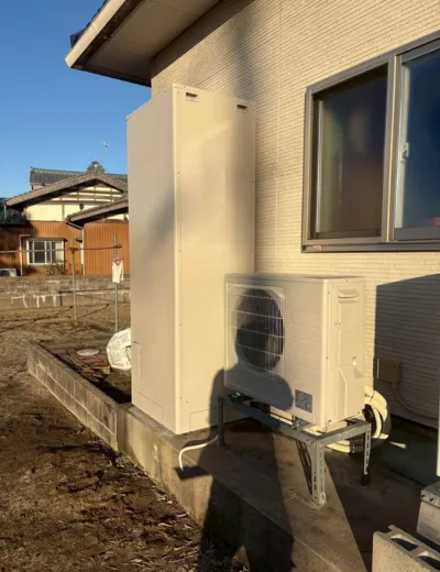 【加古郡播磨町】浴槽の排水後に自動配管洗浄が作動しないことがあったためエコキュートを交換｜CTU-461D1A11からSRT-ST467への施工事例（施工後）