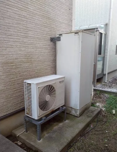 【加古郡播磨町】ふろ予約が設定した時間どおりに動かないことがあったためエコキュートを交換｜CTU-371D1A11からTUA46ZFVへの施工事例（施工前）