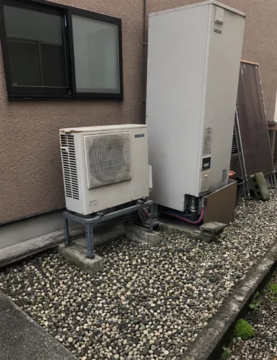 【姫路市】リモコンにエラーコードが表示されるようになったためエコキュートを交換｜SRT-HPT46W1からSRT-ST376UZへの施工事例（施工前）