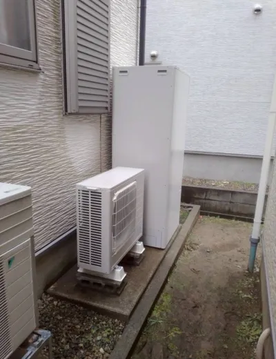 【川辺郡猪名川町】おふろの保温中に湯温が下がりやすくなったためエコキュートを交換｜SRT-HPT37W5からSRT-ST377への施工事例（施工後）