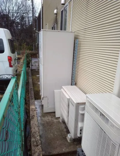 【川辺郡猪名川町】台所リモコンの不具合表示が繰り返し出るようになったためエコキュートを交換｜HE-S37FQからSRT-ST377への施工事例（施工前）