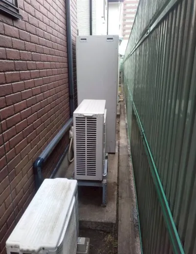 【加古郡稲美町】シャワーを出し始めてから適温になるまで時間がかかるようになったためエコキュートを交換｜HE-K37AQPからSRT-ST377への施工事例（施工後）