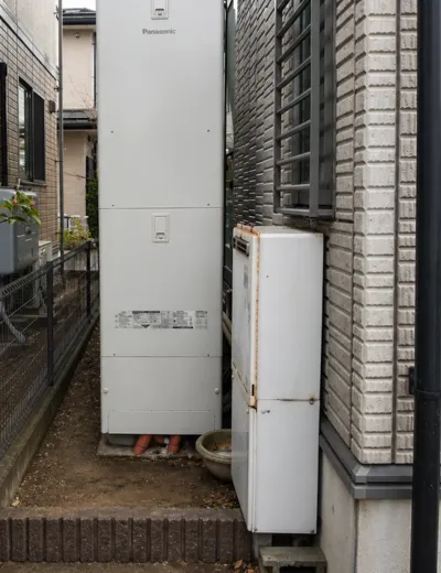 【城陽市】給湯中にお湯の温度が安定しにくくなったためエコキュートを交換｜HPL-2TFB463RADからHE-NS46LQへの施工事例（施工後）