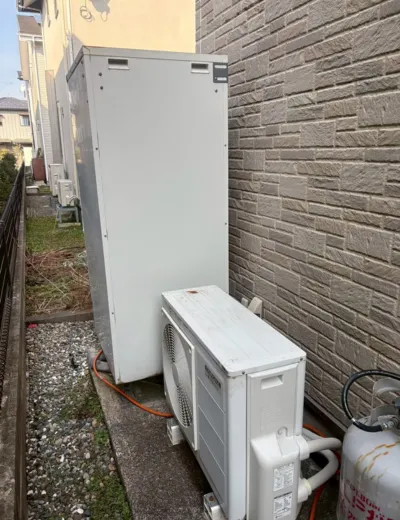 【加西市】追いだき中に循環口からゴボゴボとした音が出ることがあったためエコキュートを交換｜CTU-461D1A11からSRT-ST467への施工事例（施工前）