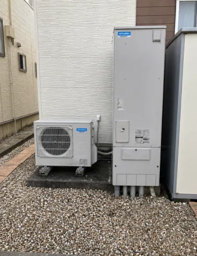 【木津川市】追いだきをしてもおふろが温まりにくくなったためエコキュートを交換｜SRT-HPT37W6からSRT-ST376への施工事例（施工後）