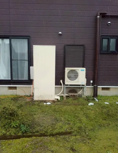 【神戸市中央区】おふろの追いだきに時間がかかるようになったためエコキュートを交換｜SRT-HPT55W6からSRT-ST557への施工事例（施工前）