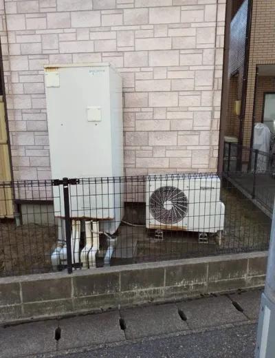 【神戸市中央区】おふろの追いだき後に設定温度まで上がりきらないことが増えたためエコキュートを交換｜CTU-H3712AからSRT-ST377への施工事例（施工前）