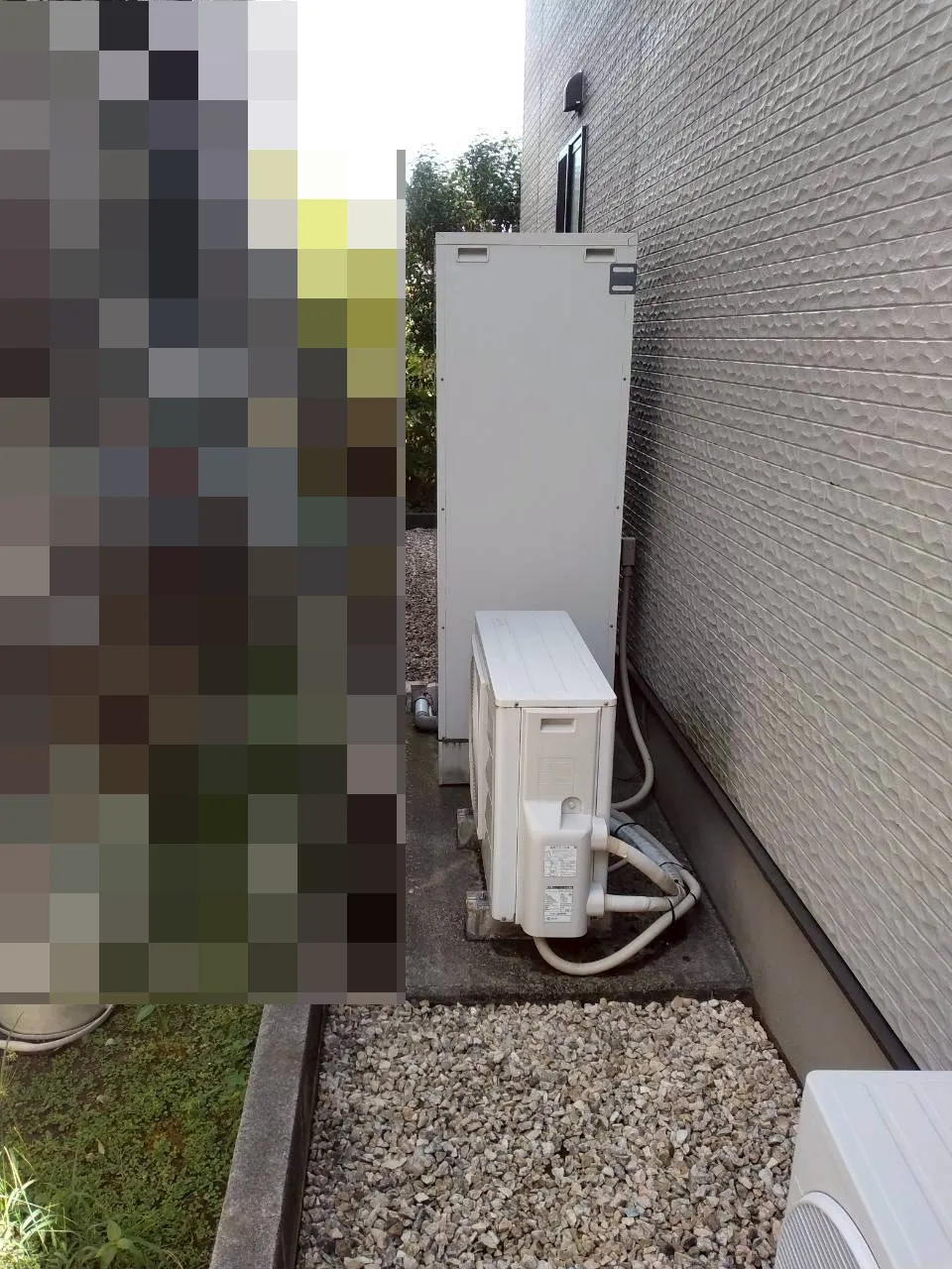 【神戸市兵庫区】台所リモコンに警告表示が出ることが増えたためエコキュートを交換｜CTU-371D1A10からCTU-37AZ1への施工事例（施工前）