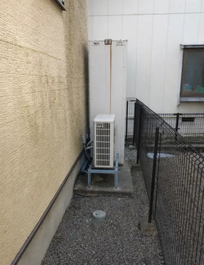 【神戸市北区】追いだきをしても浴槽のお湯が温まりにくくなったためエコキュートを交換｜BHP-TA46LHTからCTU-46AZ1への施工事例（施工前）