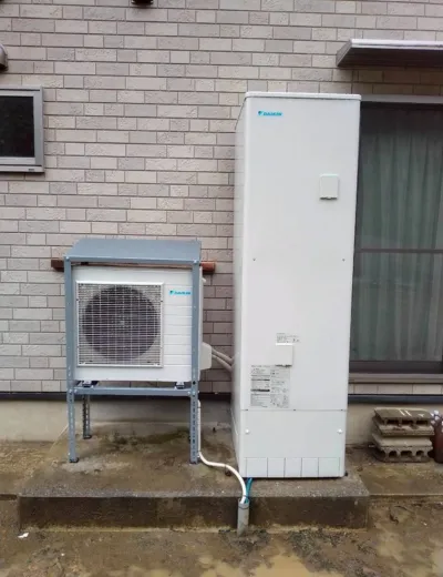 【神戸市灘区】おふろの湯はり完了後に水位が安定しにくくなったためエコキュートを交換｜HE-K46AQからTUX46ZFVへの施工事例（施工後）