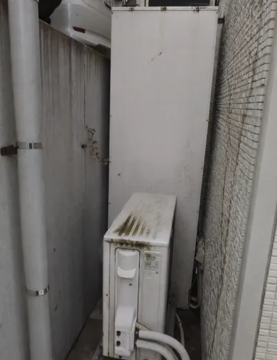 【神戸市須磨区】おふろの湯はり完了まで以前より時間がかかるようになったためエコキュートを交換｜HE-46K3QからHE-S46LQへの施工事例（施工前）