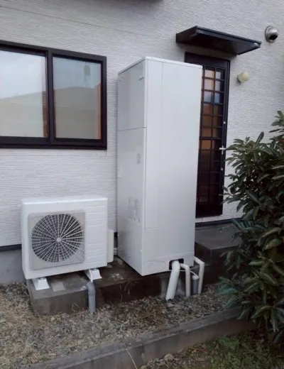 【神戸市垂水区】家族の生活時間の変化で夜のお湯使用量が増えたためエコキュートを交換｜HE-K37AQPからBHP-TADV46Xへの施工事例（施工後）