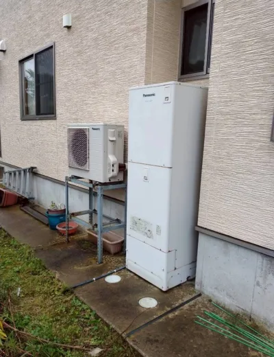 【神戸市垂水区】長年使用したことで給湯まわりの使い勝手を見直すためエコキュートを交換｜TUN37LFVからHE-S46LQへの施工事例（施工前）