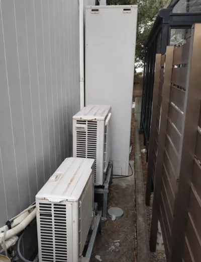 【神戸市垂水区】おふろの自動保温中に追いだきの回数が増えてきたためエコキュートを交換｜SRT-HPT46W6からTUA46YFVへの施工事例（施工前）