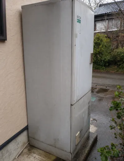 【京都市伏見区】お湯が出ないことがあったためエコキュートを交換｜HPL-2TFB564RAUからSRT-ST556への施工事例（施工前）