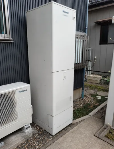 【京都市東山区】お湯が出ないことがあったためエコキュートを交換｜HE-K46AQからSRT-ST376Uへの施工事例（施工前）