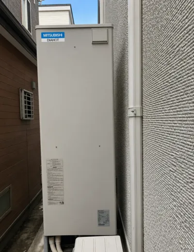 【京都市上京区】シャワーの勢いが以前より弱く感じられたためエコキュートを交換｜SRT-HP46W4からSRT-ST466への施工事例（施工前）