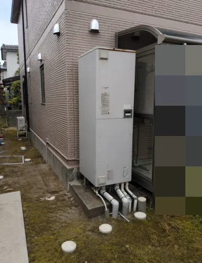 【京都市上京区】給湯中にエラーコードが表示されることがあったためエコキュートを交換｜SRT-4668WFU-BLからSRT-ST376への施工事例（施工前）