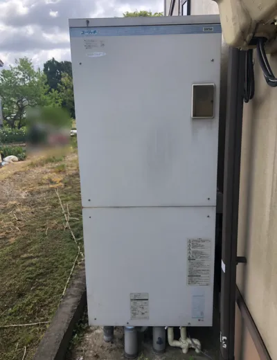 【京都市中京区】お湯がぬるく感じることが増えてきたためエコキュートを交換｜AUF-46M5KからTUX46XFVへの施工事例（施工前）