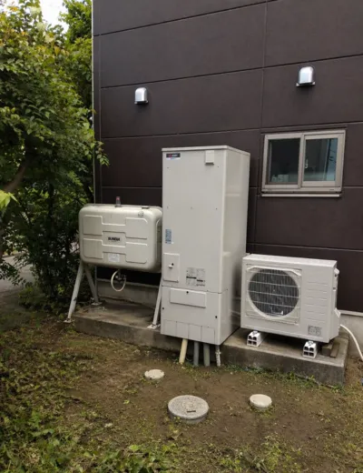 【京都市右京区】給湯中にお湯が途中で止まることがあったためエコキュートを交換｜SRT-HPT46W4からSRT-ST376への施工事例（施工後）