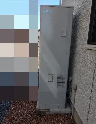 【京都市山科区】シャワーの温度が安定しにくくなったためエコキュートを交換｜CU461D1A11からEQX46XFVへの施工事例（施工後）