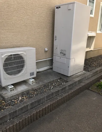 【三木市】給湯中にお湯が途中で止まることがあったためエコキュートを交換｜SRT-HPTK37W7からSRT-ST376への施工事例（施工後）