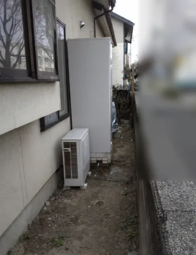 【磯城郡三宅町】夜間の沸き上げ中にいつもと違う音がするようになったためエコキュートを交換｜SRT-HPT464WFKからSRT-S466への施工事例（施工前）