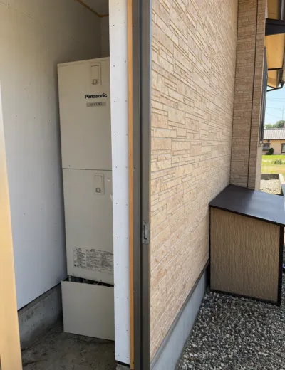 【西脇市】追いだきしてもおふろが温まりにくくなったためエコキュートを交換｜HE-K37BQからEHPE-4550への施工事例（施工前）