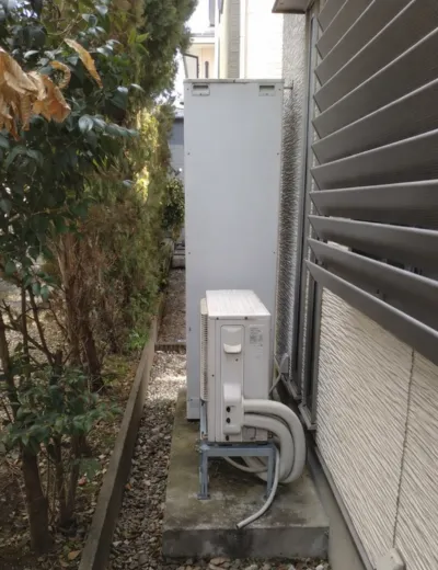 【吉野郡大淀町】おふろの湯はり予約をしても予定どおりに準備できないことが増えたためエコキュートを交換｜HE-S46EQからCTU-46AZ1への施工事例（施工前）