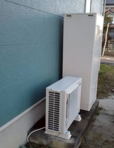 【洲本市】浴室リモコンにエラー表示が出ることがあったためエコキュートを交換｜TUN37NFVからHE-S37LQへの施工事例（施工後）